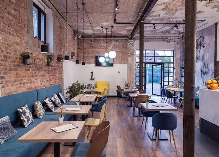 Hostel "Night O'Clock" - Restauracja, Parking I Darmowa Silownia Wrocław, Polska