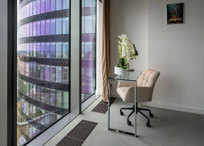 Rentplanet - Apartament Sky Tower Wrocław, Polska