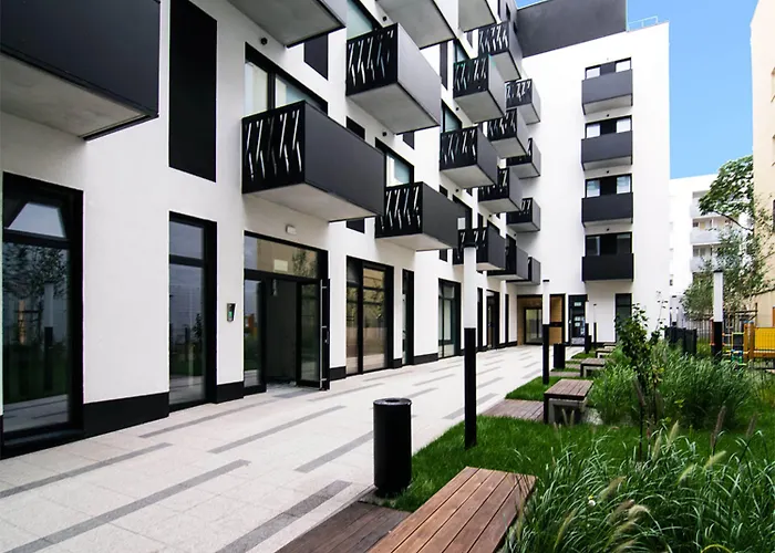 Apartment Dabrowskiego By The Railway Station Wrocław, Polska